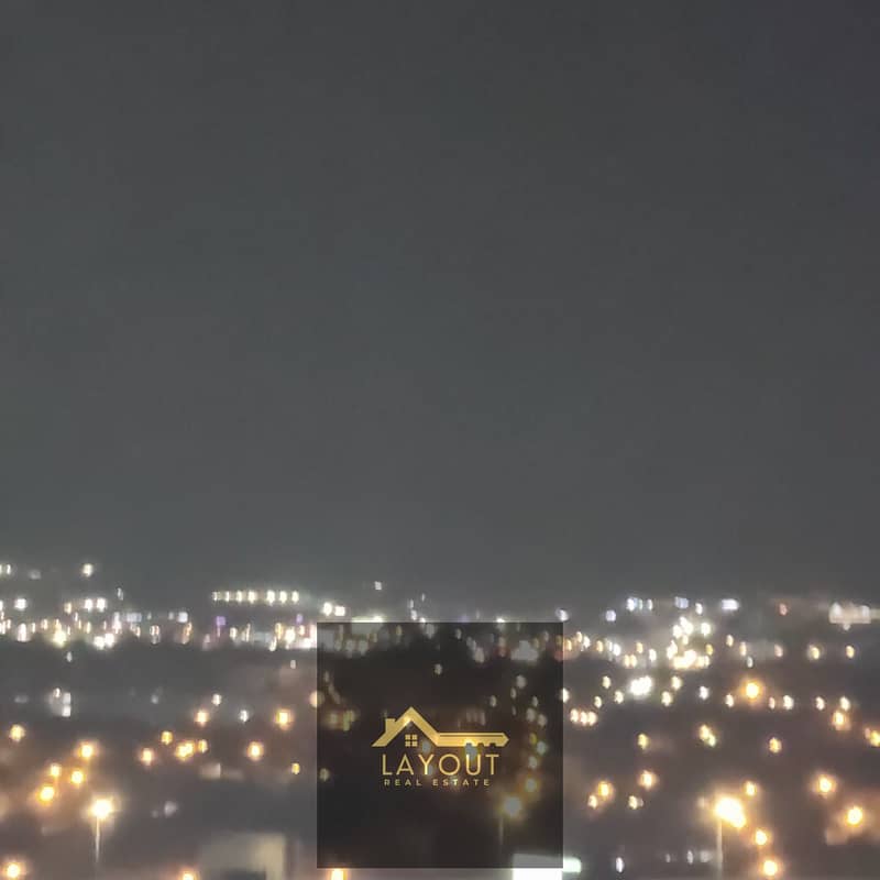 10 df0c66ba-5258-43fb-8073-b16f3cb893ea. jpg