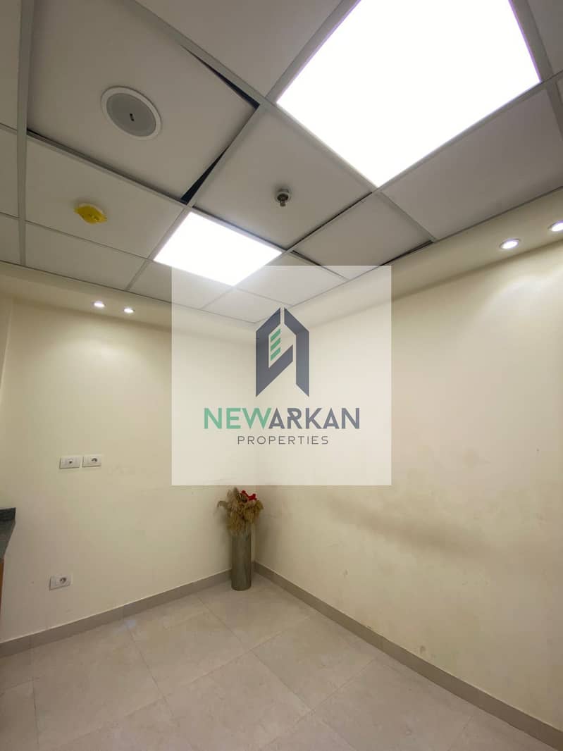 8 WhatsApp Image 2026-01-06 at 4.28. 44 PM (1). jpeg