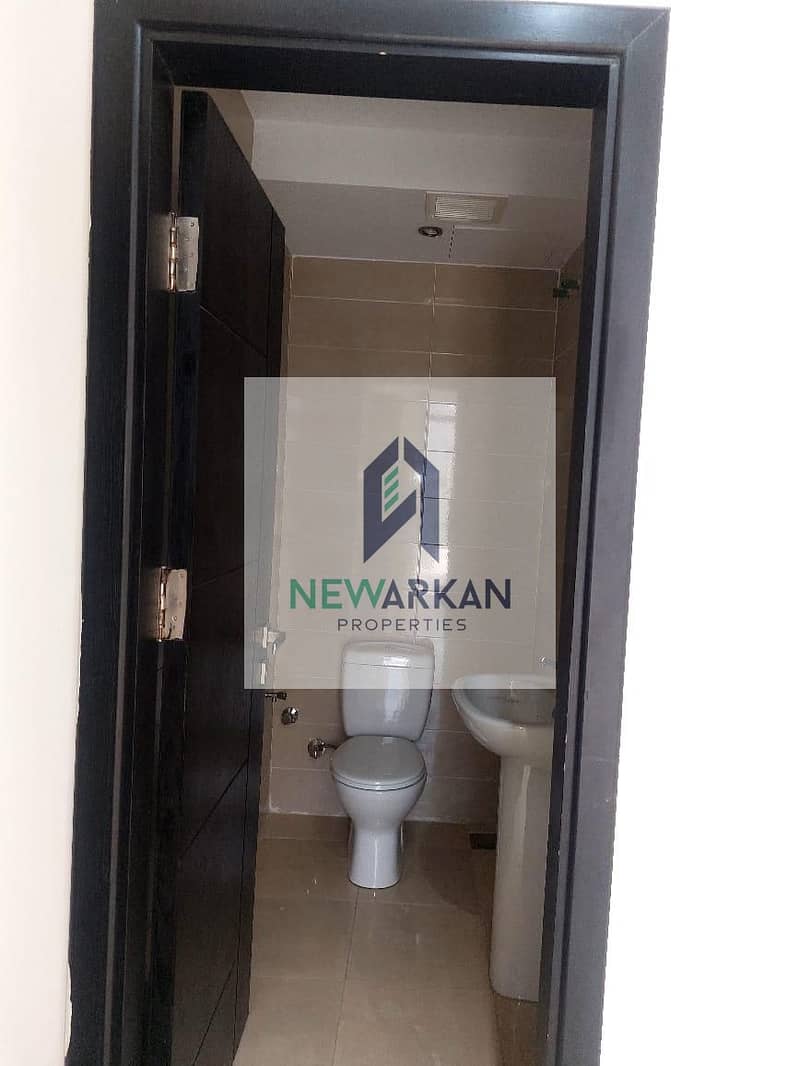 5 WhatsApp Image 2025-08-31 at 1.59. 37 PM (1). jpeg