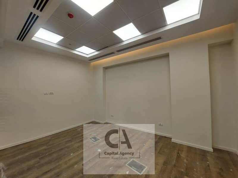 19 83085f7a-d993-4315-8276-b7301ae04147. jpg