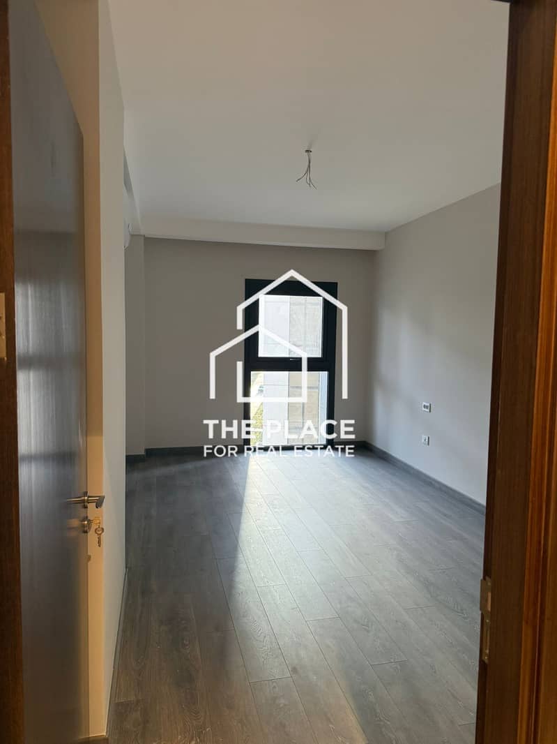 4 WhatsApp Image 2026-01-11 at 1.25. 34 PM (2). jpeg