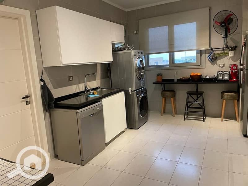 10 WhatsApp Image 2026-01-11 at 3.18. 53 AM. jpeg