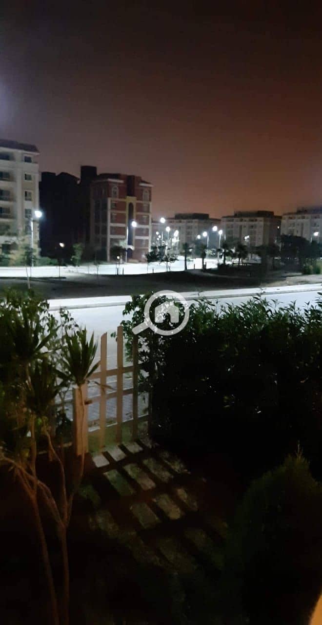 6 7c8082ab-91bc-476c-afe6-4501ab9423a8. jpg