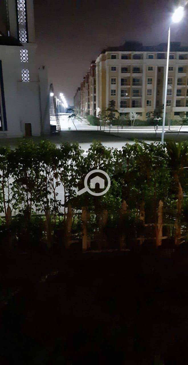 11 2d41025a-62f6-4a8a-854a-695ab018de5c. jpg