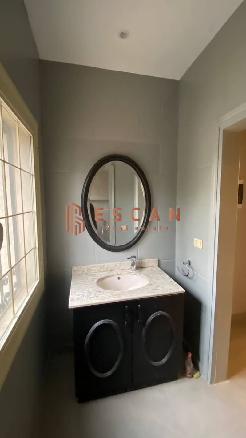 20 U428196 (19). jpg