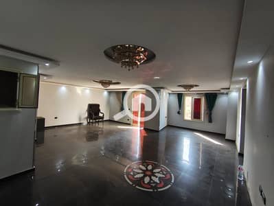 3 Bedroom Apartment for Rent in Mohandessin, Giza - 1. jpg