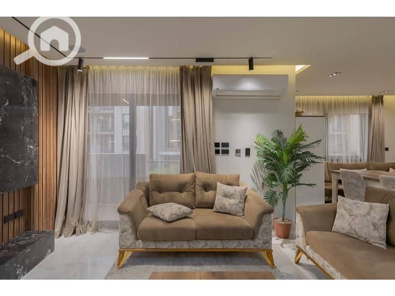 7 54a04514-4c46-4b19-9db4-8921462b9ac3. jpg