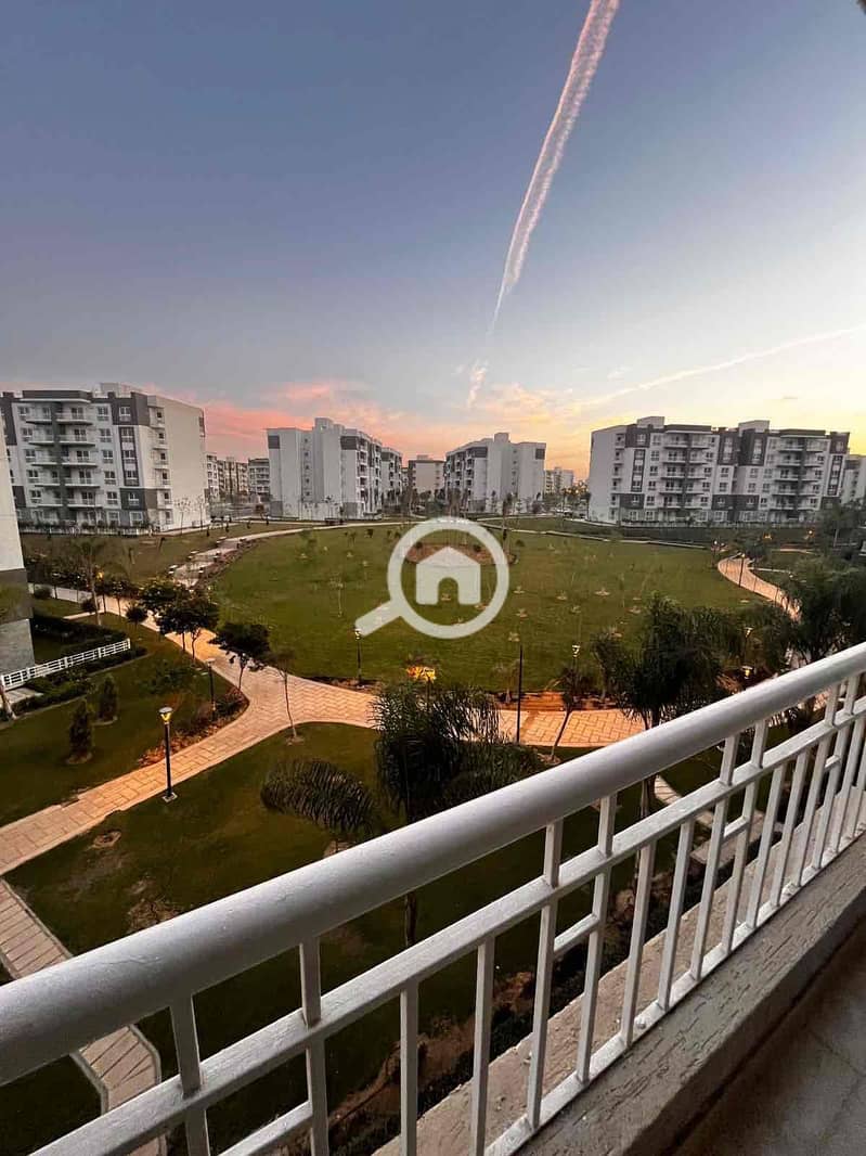 4 02b3f524-261d-41c2-be20-c85a7e1191c9. jpg