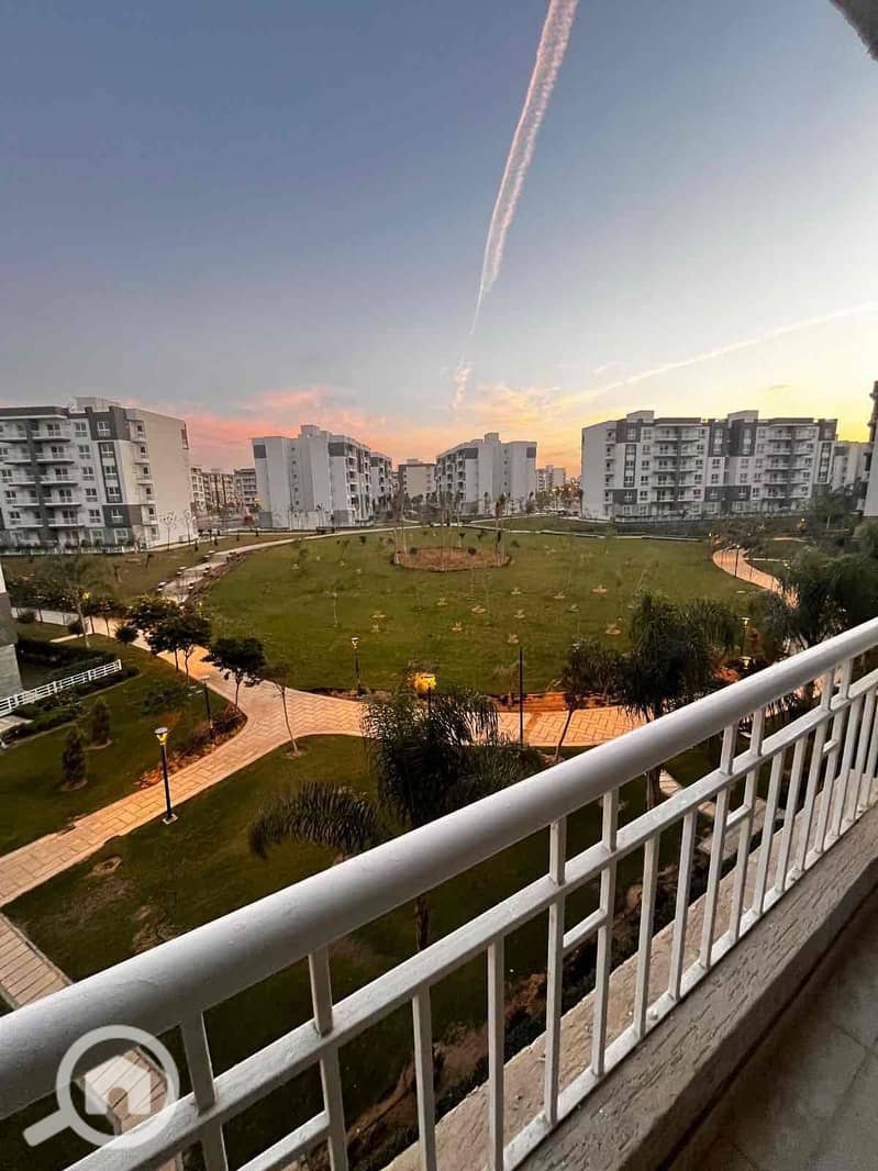 7 579de60b-4edb-4a24-b888-5fc5afe54cd1. jpg