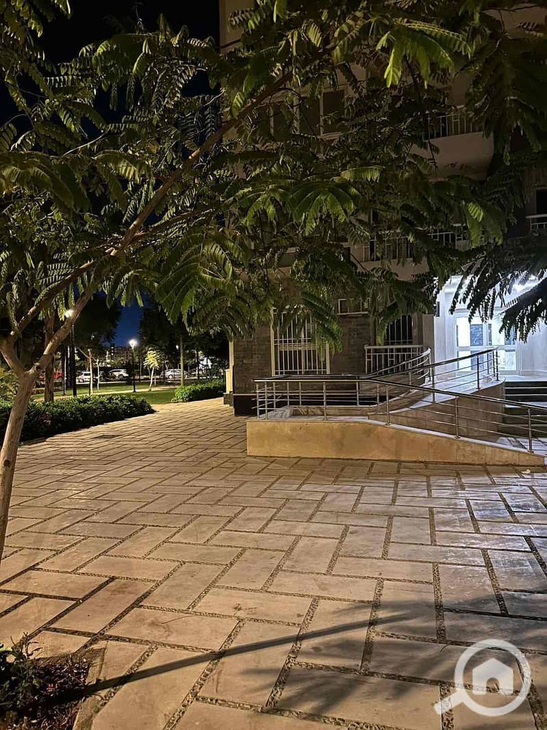 8 853eb2aa-80a2-4144-9fb9-b8b9b890690b. jpg