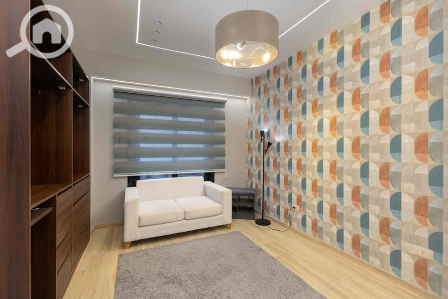 26 3764184c-521d-44a8-8f9a-0f69436e93b3. jpg