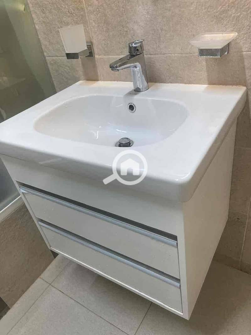 19 02fcd4db-f132-4cc1-bdae-94373012030c. jpg