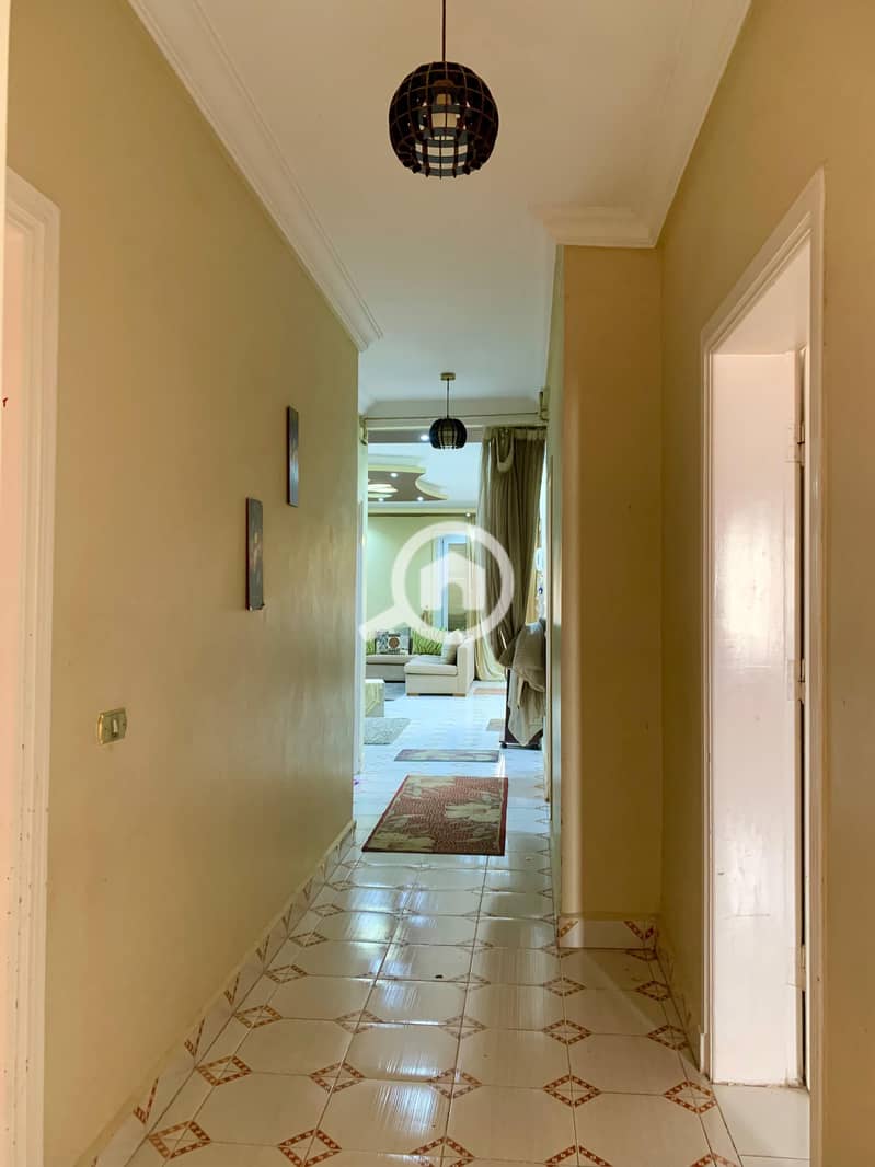 7 c44e5928-d3b1-47a6-b37b-8c091f238d66. jpeg