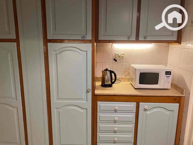 12 5d183c11-a057-46bd-b4ea-aece7eca4cb7. jpg