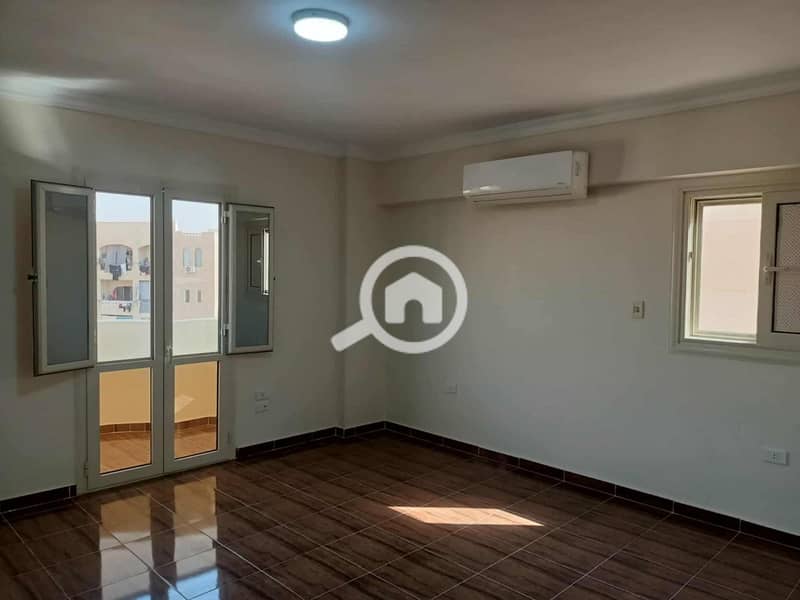 5 c96952f9-b73b-4934-95dd-dd1461dd8fdd. jpeg