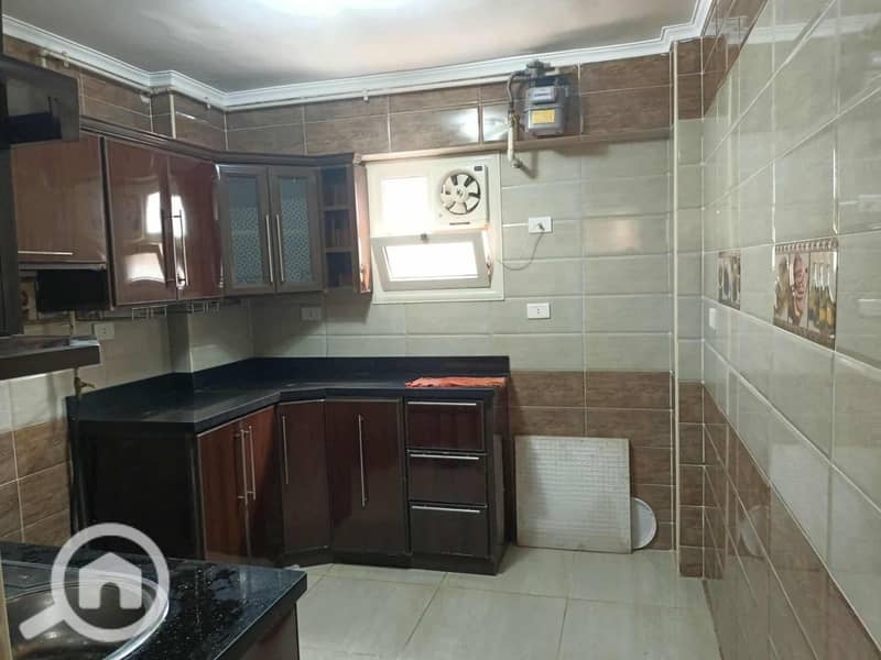 7 ce383fdb-4815-45f5-94bd-03b47ca42d10. jpeg