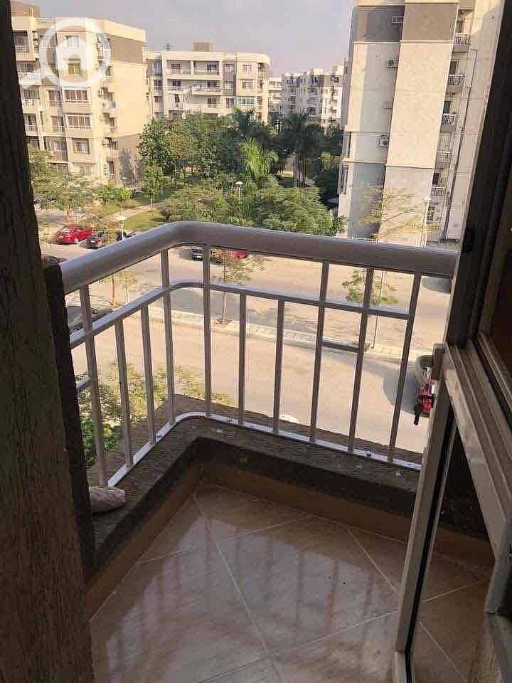 8 15596e32-51c9-4573-8cab-1e6088a6a346. jpg