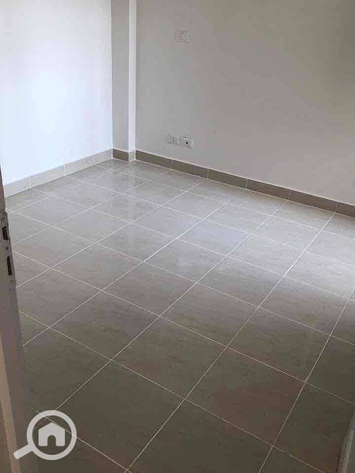 9 bb61393c-86bc-44a3-8c40-2100b2b6e5ac. jpg