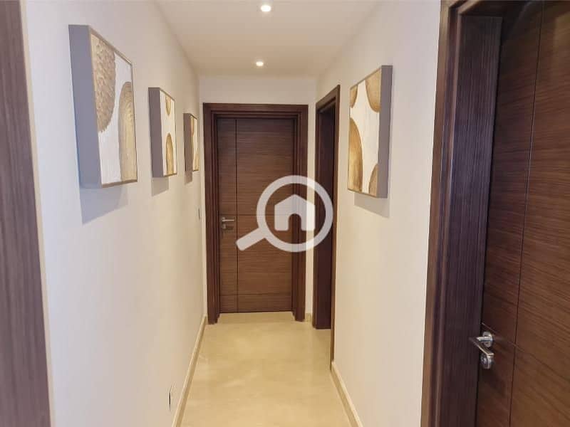 6 6ed7abf6-629a-41c5-be92-36b4aa9eb2a8. jpg