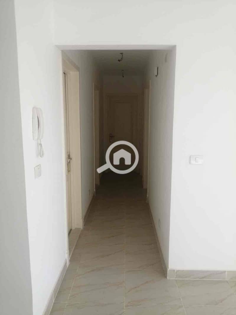 10 c2136411-923a-4d17-88d7-c17339d011c1. jpg