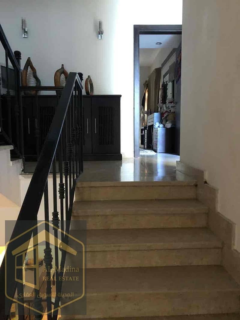 14 3809d8b5-fc9a-44e3-a70c-557b802203af. jpg