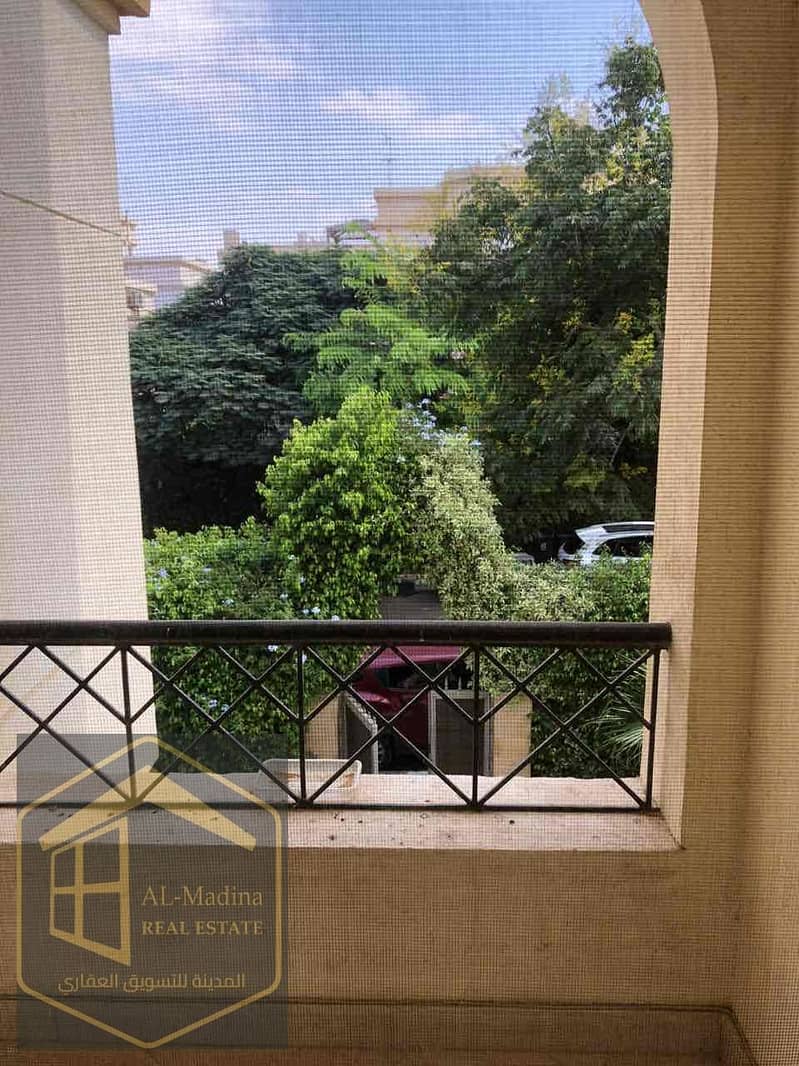 15 e93b988f-e89e-434e-9e9b-b78a919a7c9e. jpg