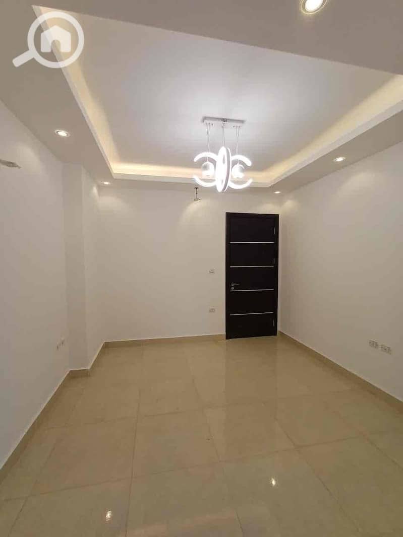 12 63334ab2-4461-4b73-91b3-9096667425bb. jpg