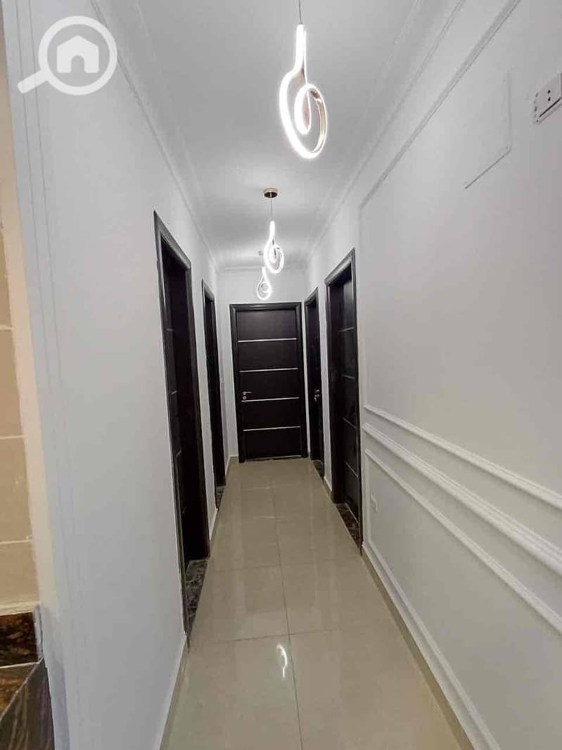 17 21f39af6-729a-4a0d-9f2e-d033ee7f9508. jpg