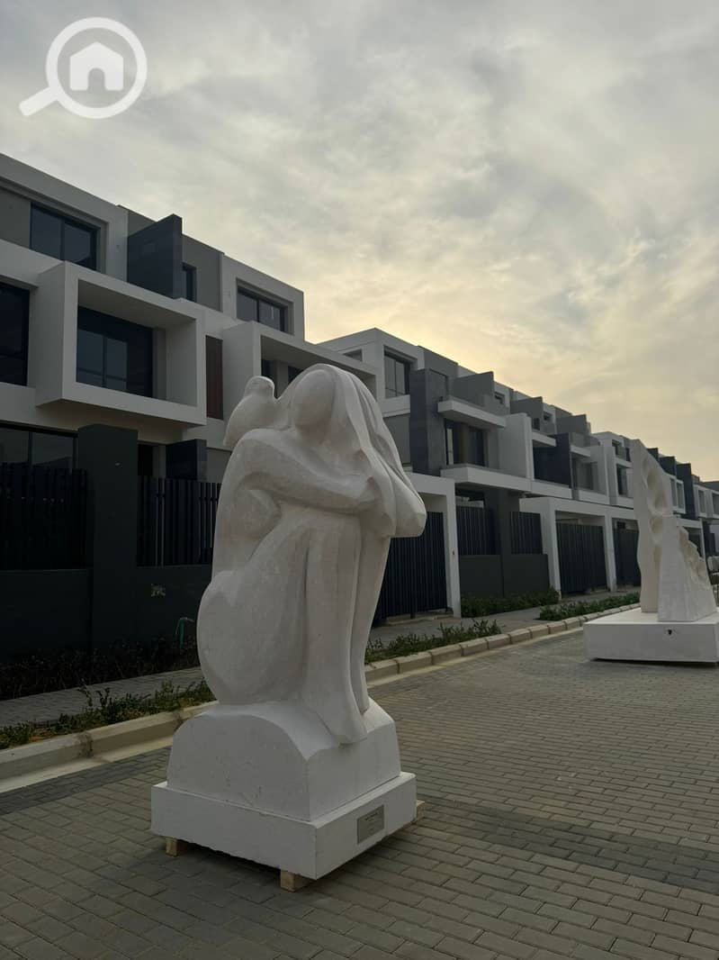 2 WhatsApp Image 2025-01-08 at 3.35. 28 PM (1). jpeg