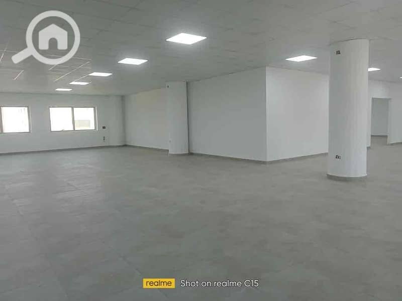 8 a0f3a861-5ee6-47fe-912d-e8b863d6a695. jpg