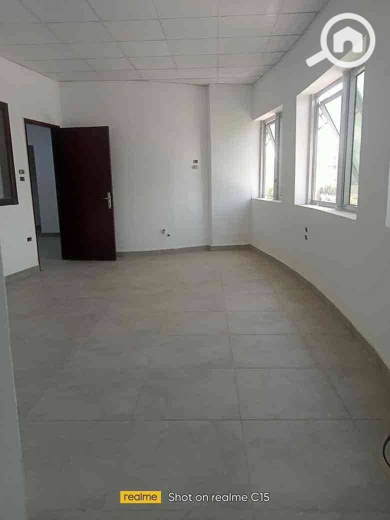 12 ed5ddf38-6458-4294-9e81-38f1239c0f9b. jpg