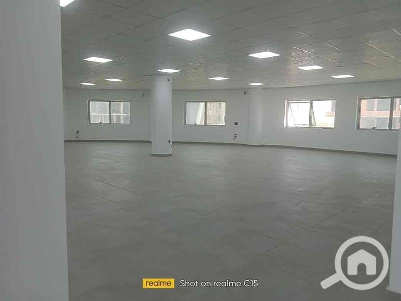 15 e68ca890-ae33-4043-aa67-da38916b8aa7. jpg