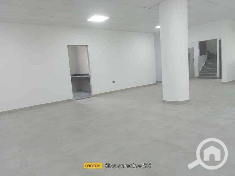 20 2d490bd8-210d-457a-b9aa-8f8f0a4f8d88. jpg