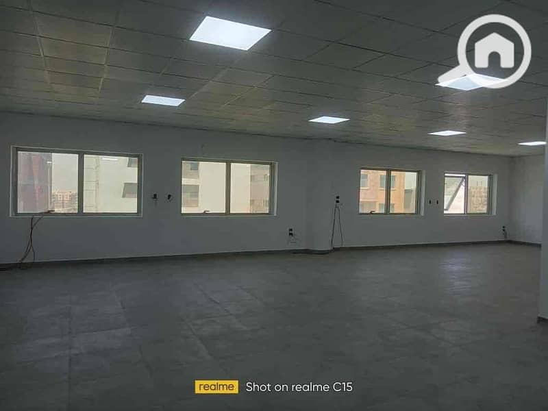 22 a615871d-4cd7-4f58-afe6-c3c34c90dde5. jpg