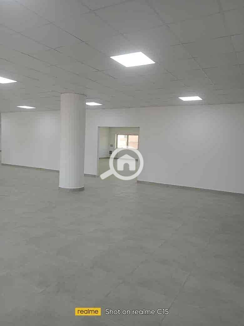 26 9c9bdc31-c37a-43bc-bdf5-04e838fec902. jpg