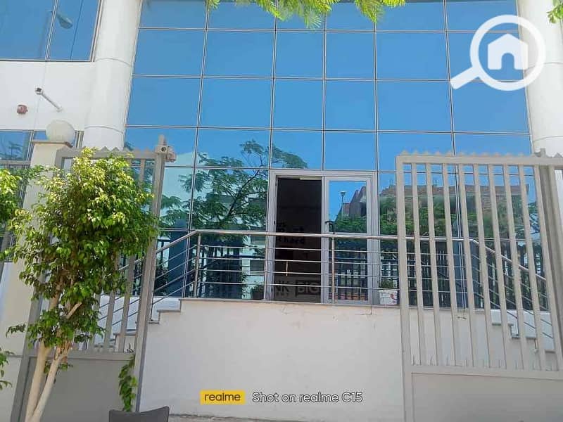 32 bde45aa4-8d12-4cc9-9861-180a401c97a9. jpg