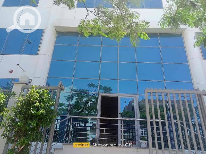 33 69c12bee-dac9-4c4f-863e-673283ef8414. jpg