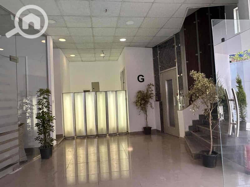 43 4d0f25c2-1d85-4665-8a4b-3cc889b25a18. jpg