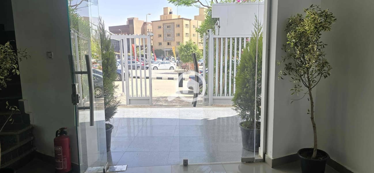 46 37fd311d-a39a-4abc-b837-b06b5154fb09. jpg