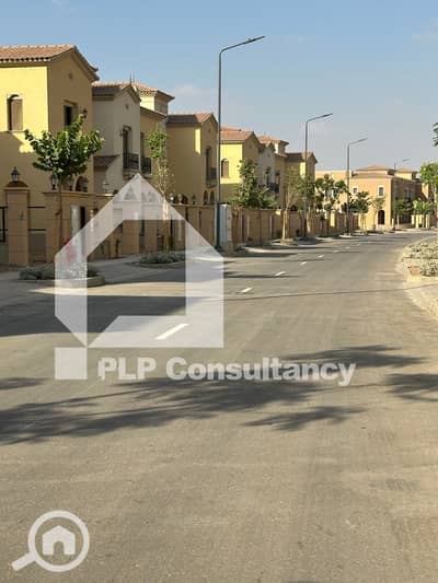 3 Bedroom Twin House for Sale in New Cairo, Cairo - WhatsApp Image 2025-12-25 at 4.06. 21 PM. jpeg 3 Bedroom Twin House for Sale in New Cairo, Cairo - WhatsApp Image 2025-12-25 at 4.06. 21 PM. jpeg