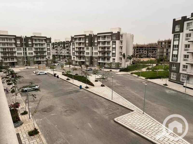 10 502e126e-ce1a-401d-8ea1-d0ec0c926a68. jpg