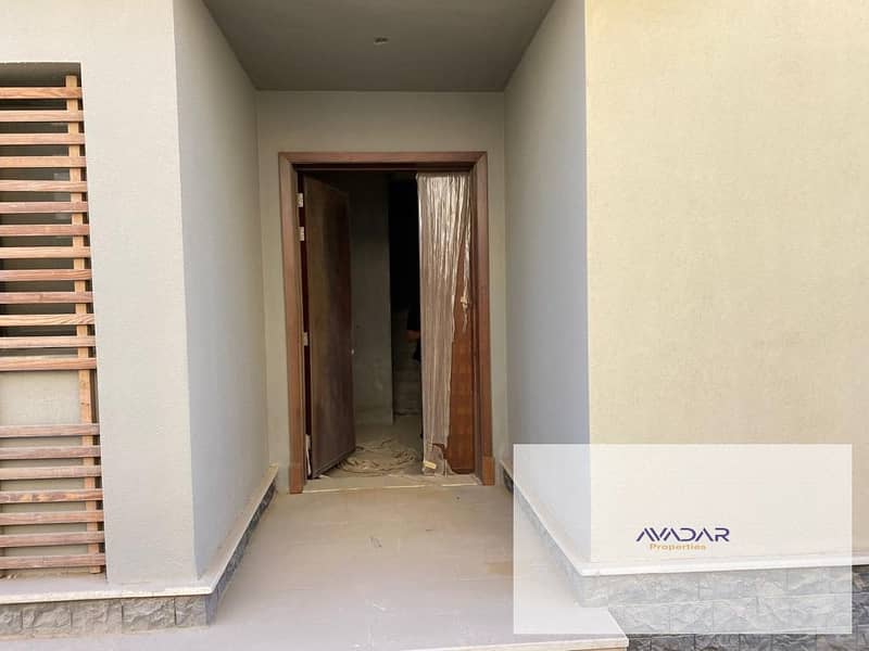 8 cc97efa5-3773-41d4-b912-dbfb01950bf9. jpg