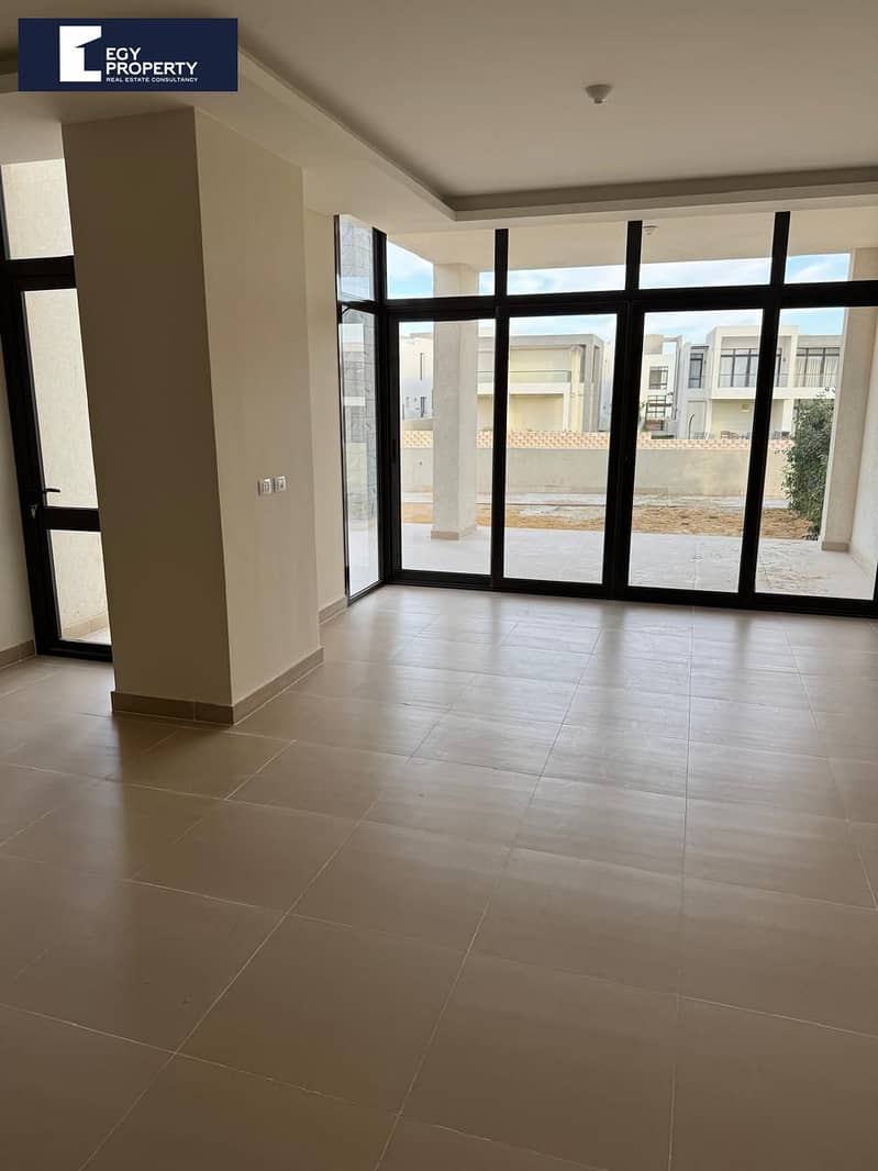 4 _files_c2f88616-0591-452a-8cee-1084ebdf4cf4. jpg