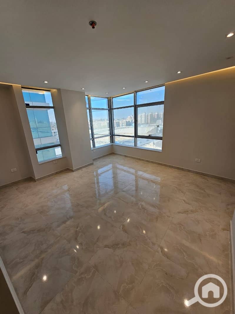 2 WhatsApp Image 2026-01-11 at 10.39. 28 PM. jpeg