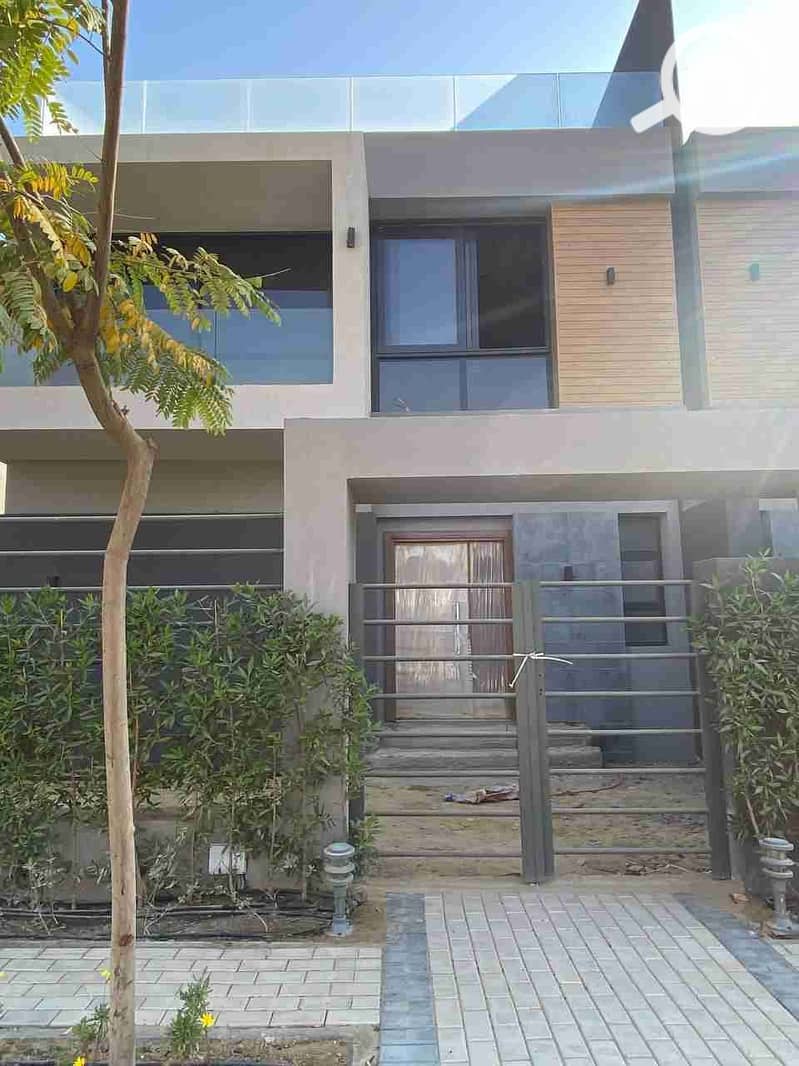 3 IMG_20251008_221121_302. jpg