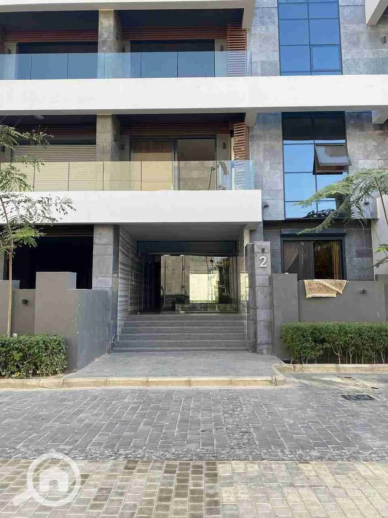 10 IMG_20251008_221023_176. jpg