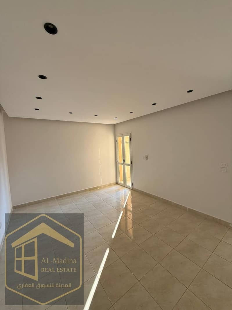 6 WhatsApp Image 2026-01-10 at 20.57. 47 (1). jpeg