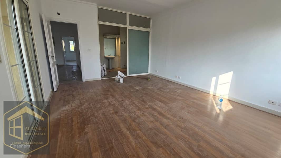 4 WhatsApp Image 2026-01-11 at 13.03. 48. jpeg