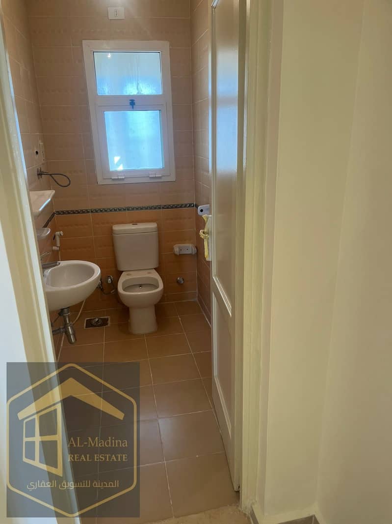 8 WhatsApp Image 2026-01-11 at 19.55. 21 (1). jpeg