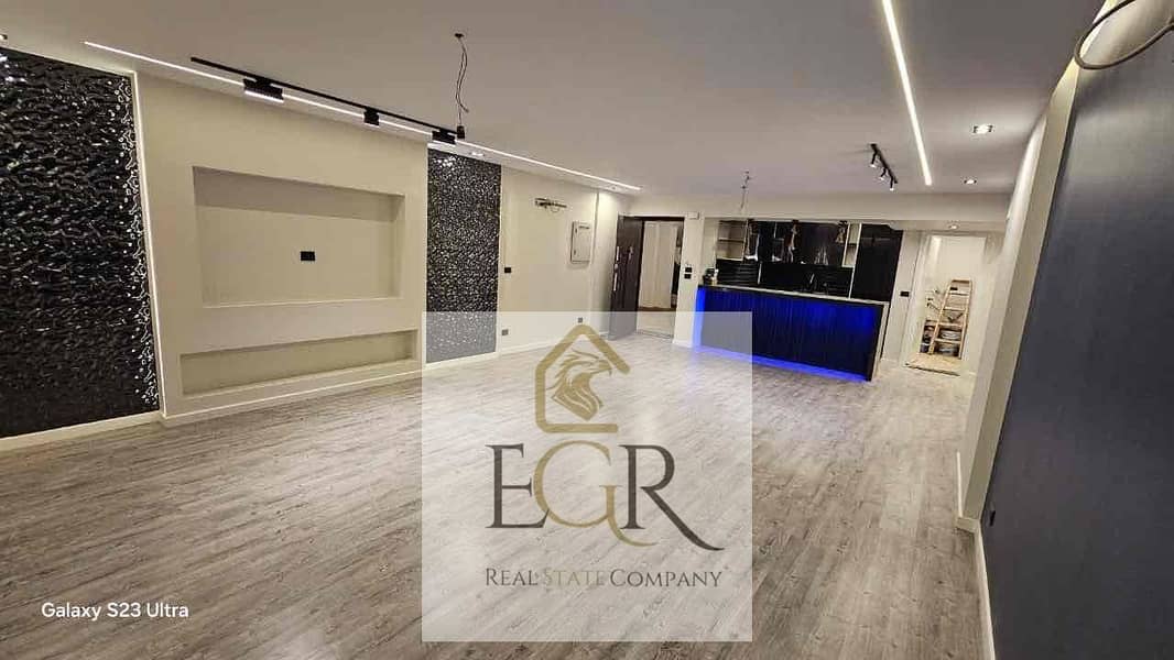 7 ef042050-fbed-4ff2-a264-ee7ae103ffec. jpg